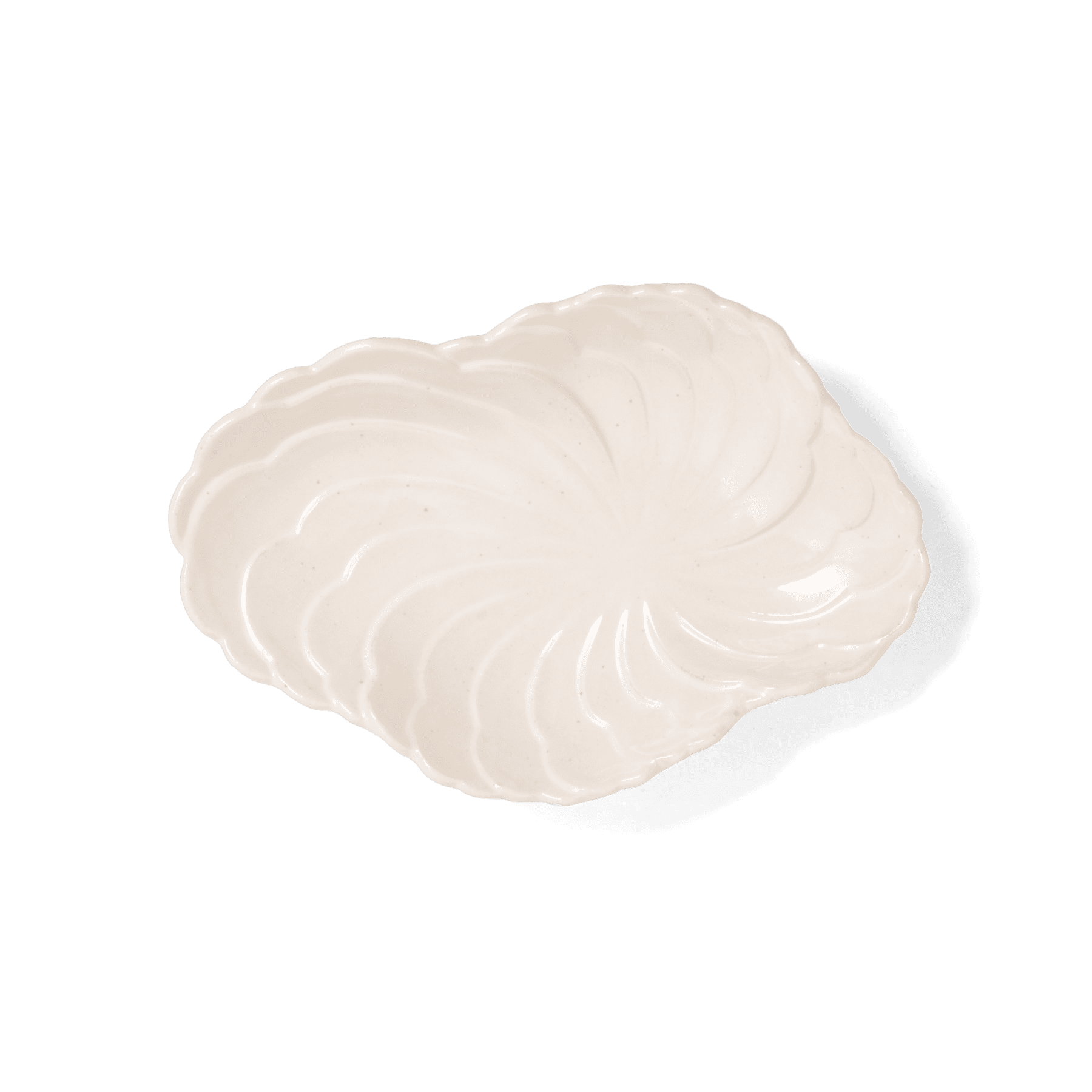 Marumitsu Namigumo cloud-shaped plate
Pottery white W- 2.05 cm D- 1.43 cm H- 0.48 cm
