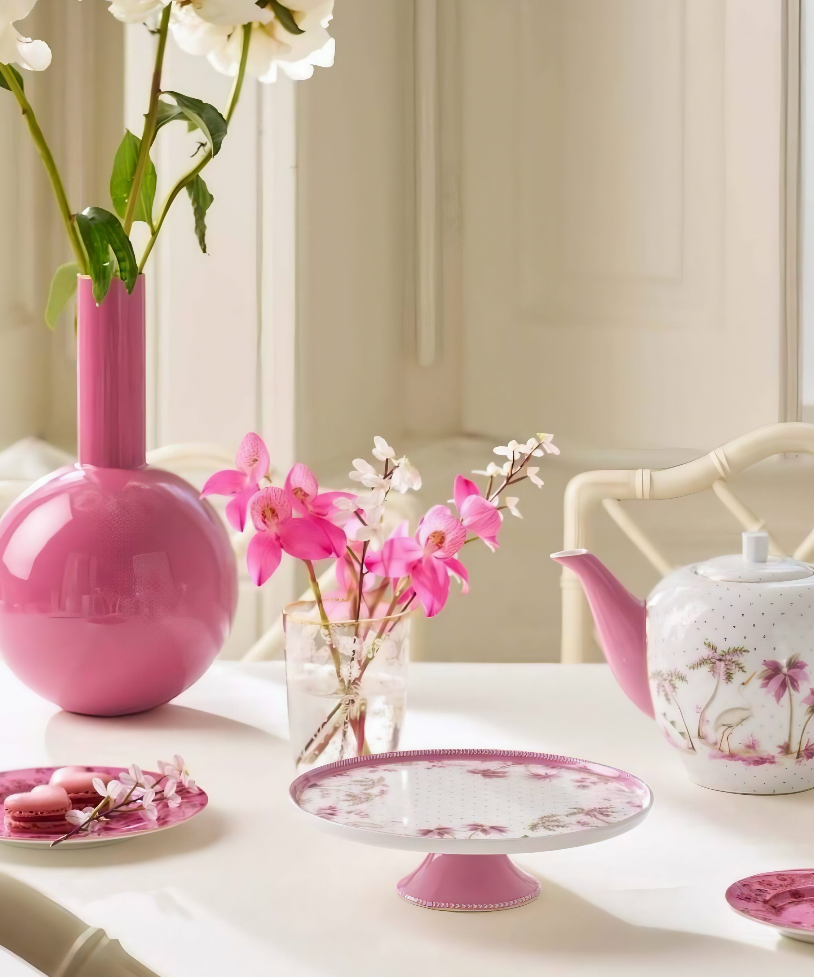 صينية كيك صغيرة جولي دوتس ذهبية وردية 21 سم