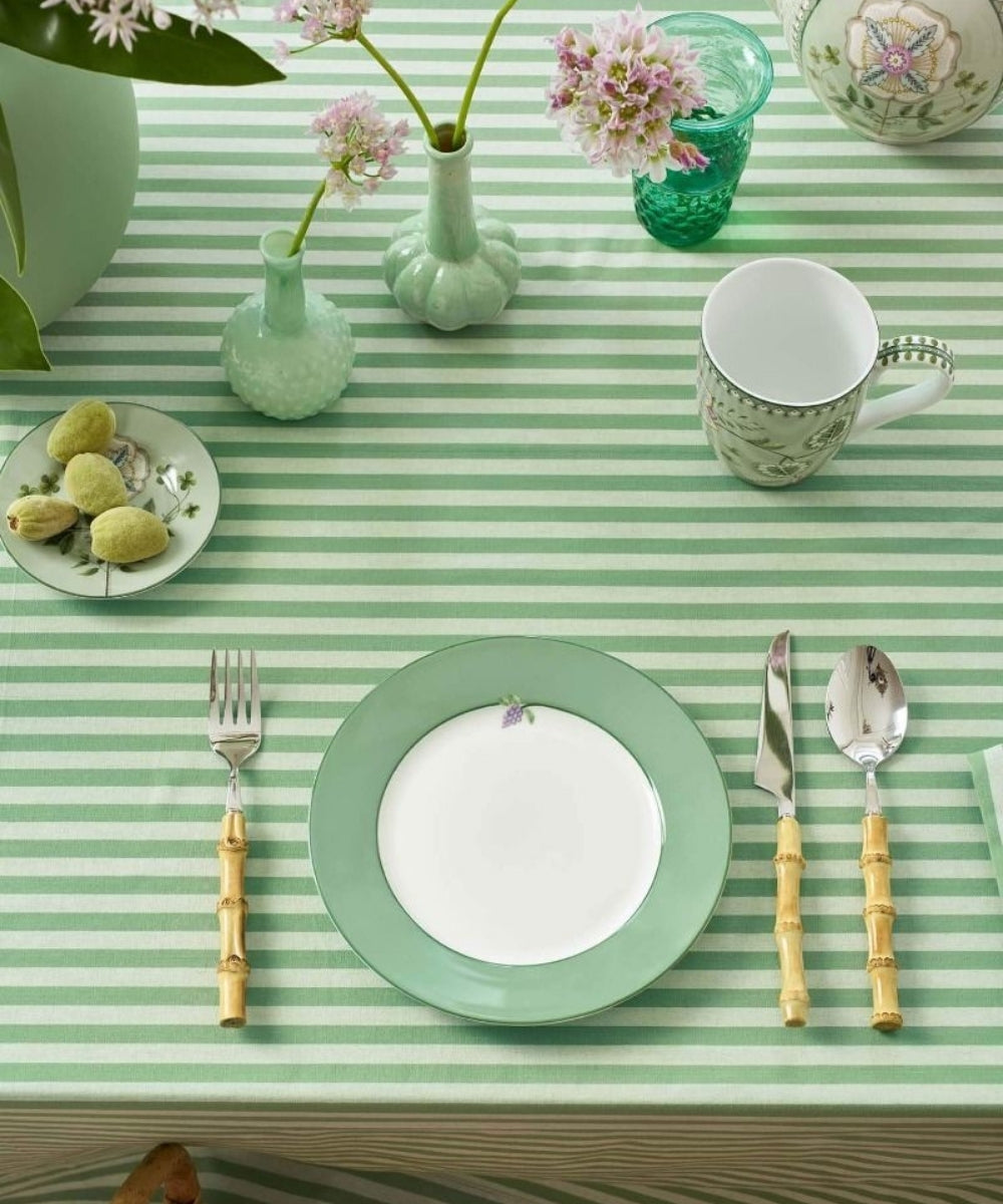 Plate Lily & Lotus Uni Light Green (21 cm)