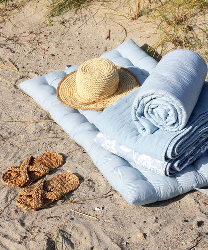 Aix Vintage Quilt L180/W130 cm sky blue