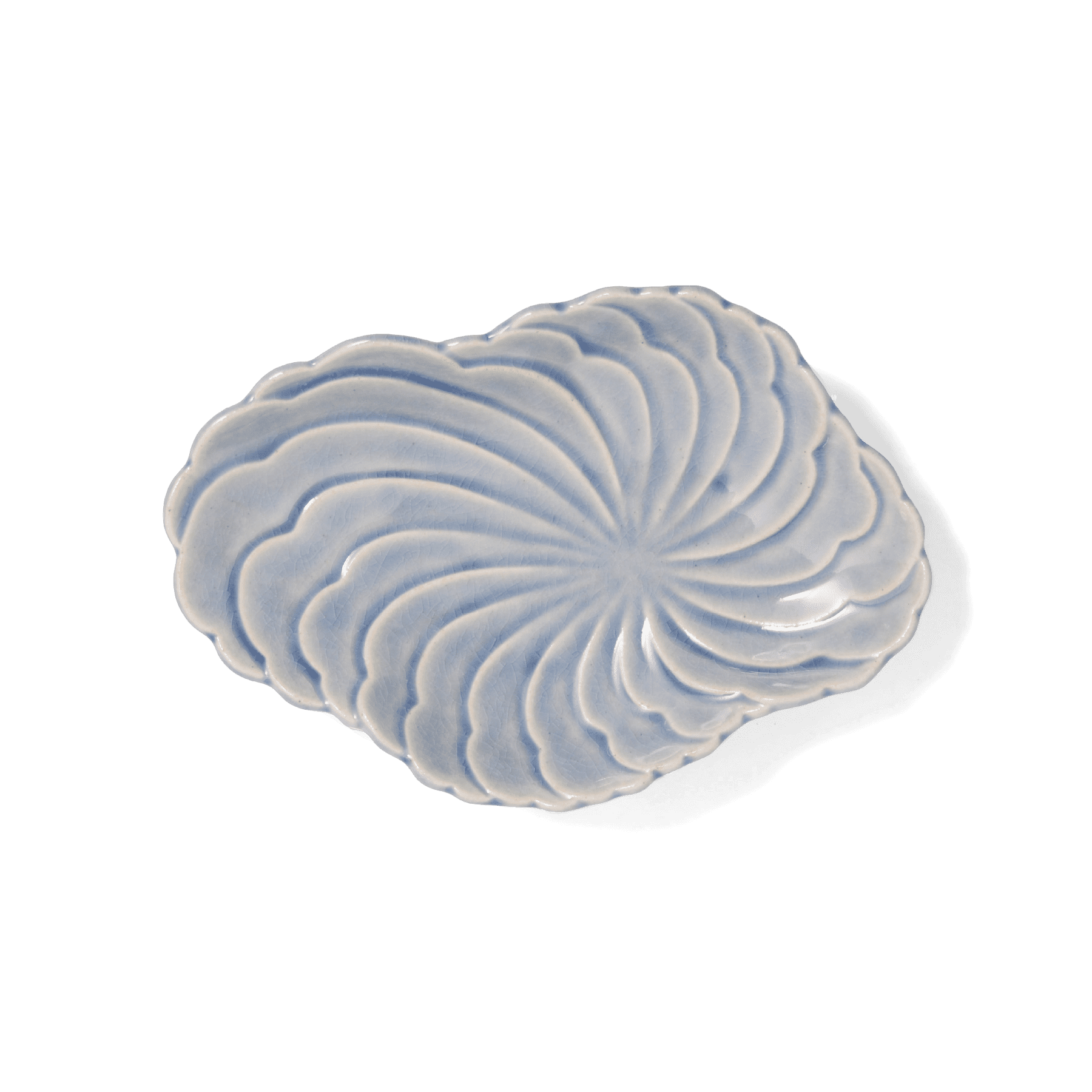 Marumitsu Namigumo cloud-shaped plate
 Pottery blue W- 2.05 cm D- 1.43 cm H- 0.48 cm
