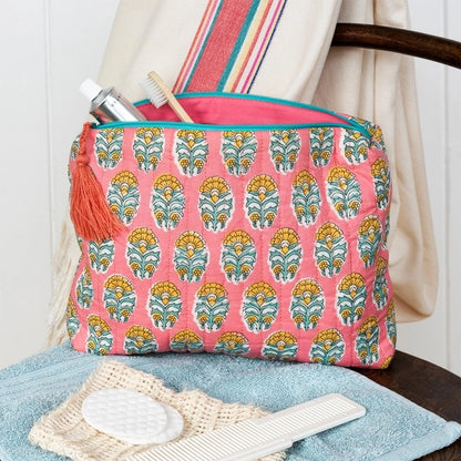 Rex London Wash bag - Daksha L- 26 cm W- 4 cm H- 23 cm