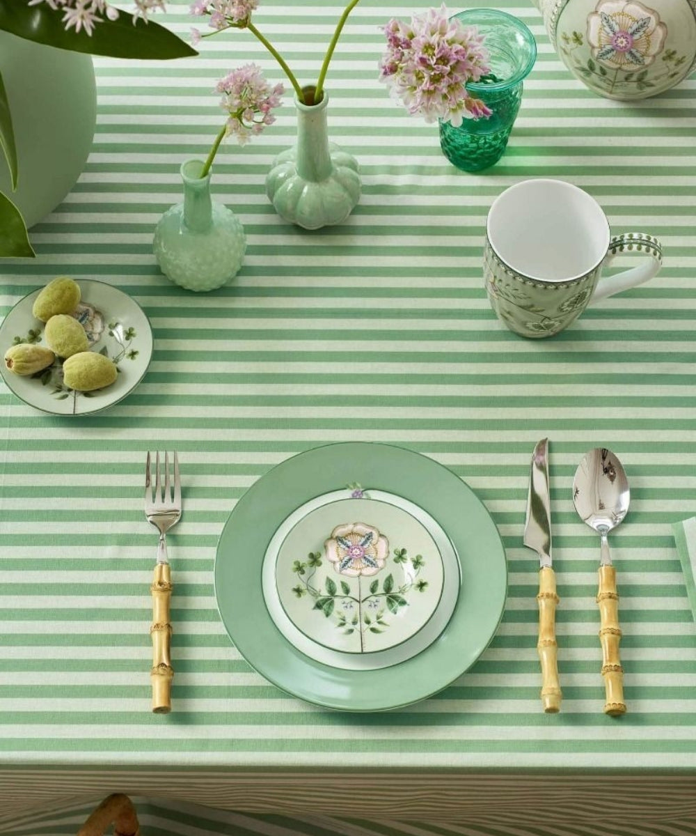 Petit Four Lily & Lotus Light Green 12Cm - green striped tablecloth delicate floral