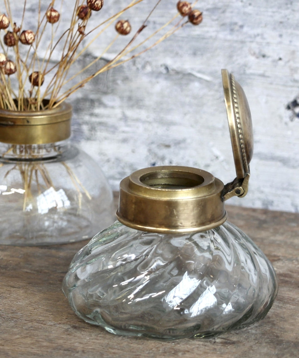 Old French Vase W. Lid (9 X 9 X 6 cm)