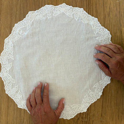 Blanc Mariclo Embroidered Placemat L- 45 cm W- 45 cm