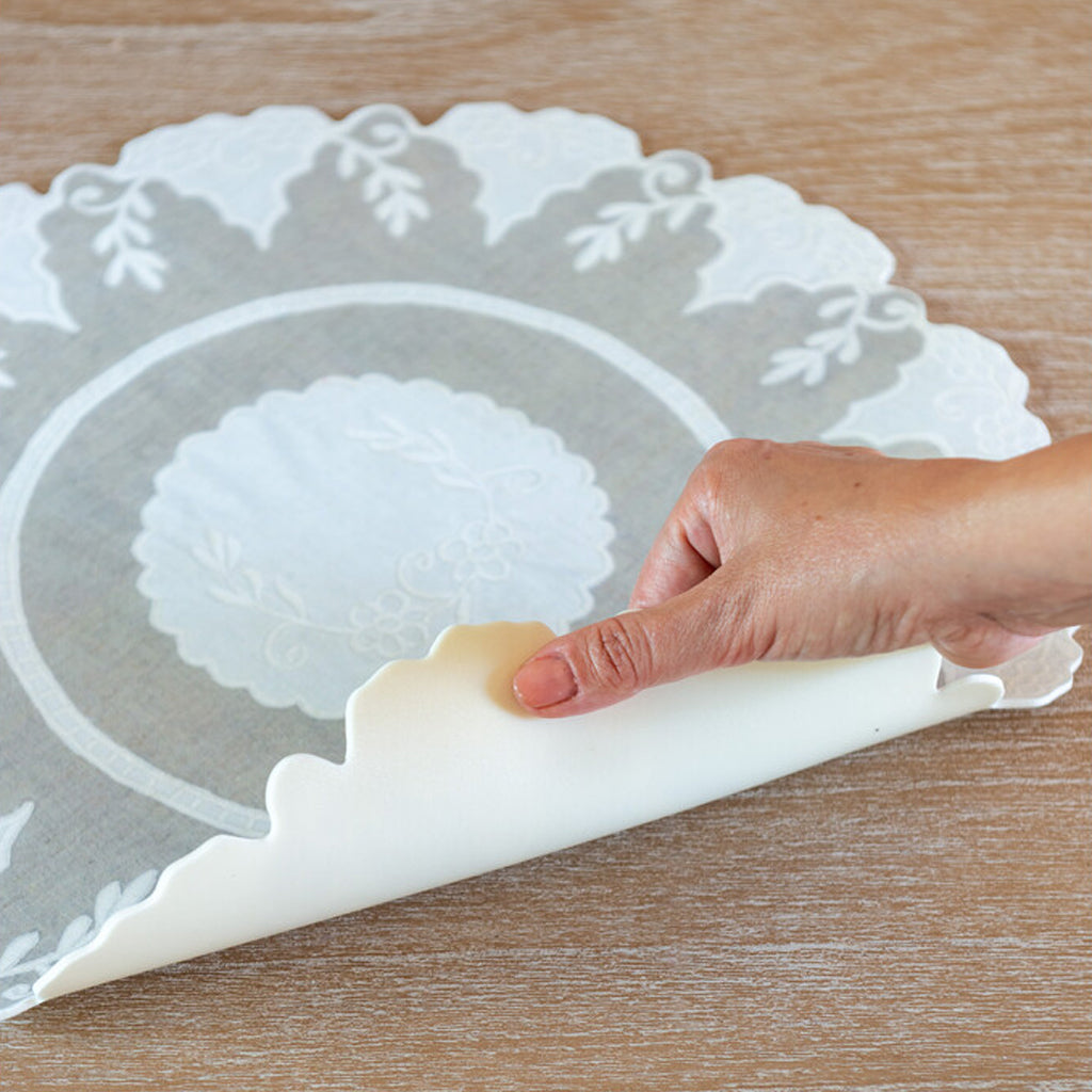 Blanc Mariclo Placemat D- 38 cm