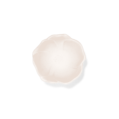 Marumitsu Sazanka 2.5 sun mini-bowl
Pottery white W- 0.74 cm D- 0.74 cm H- 0.40 cm